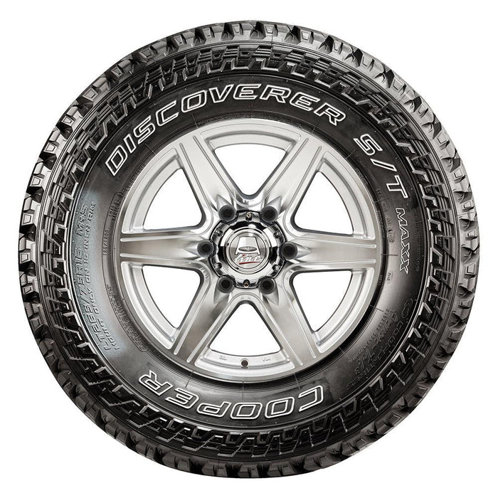 31/10.50R15 COOPER DISCOVERER ST MAXX (109Q)-tyres.co.za