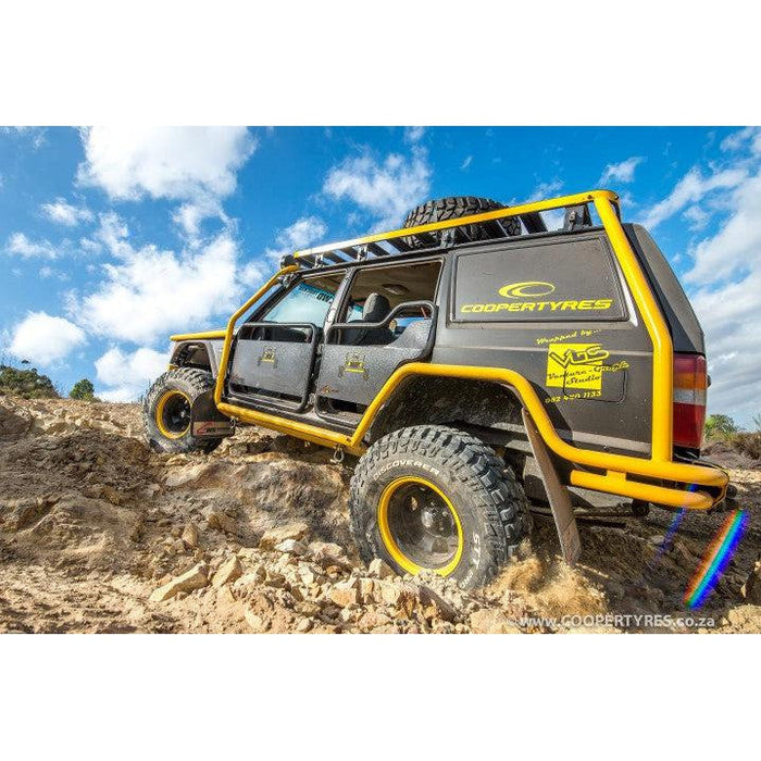 31/10.50R15 COOPER DISCOVERER STT PRO (109Q)-tyres.co.za